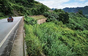 望謨至冊亨公路改擴建工程勘察設計